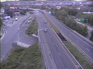 CAM 169 Waterbury RT 8 SB Exit 30 - Washington Ave. & Charles St. (Traffic closest to the camera is traveling SOUTH) - Connecticut