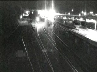 CAM 167 Waterbury RT 8 SB N/O Exit 30 - S/O I-84 vic. Sunnyside Ave. (Traffic closest to the camera is traveling SOUTH) - Connecticut
