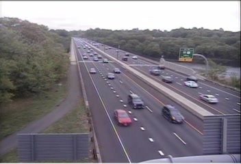 CAM 96 Stratford CT 15 SB Exit 53 - Rt. 110 (Main St.) (Traffic closest to the camera is traveling SOUTH) - USA