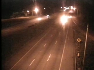 CAM 33 West Hartford I-84 WB Exit 44 - Prospect Ave. (Traffic closest to the camera is traveling WEST) - USA