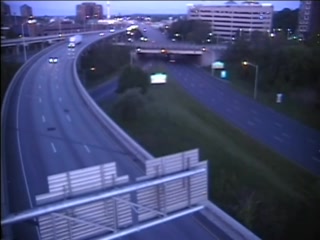 CAM 29 Hartford I-84 EB W/O Exit 49 - Asylum St. (Traffic closest to the camera is traveling EAST) - Connecticut