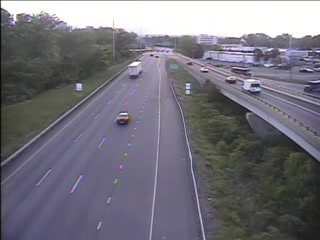 CAM 22 East Hartford I-84 WB E/O Exit 51 - E/O East River Dr. (Rt. 2 WB on ramp) (Traffic closest to the camera is traveling WEST) - USA