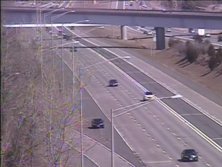 CAM 10 Manchester I-84 WB W/O Exit 59 - Rt. 44  (Middle Tpke. W.) (Traffic closest to the camera is traveling WEST) - Connecticut