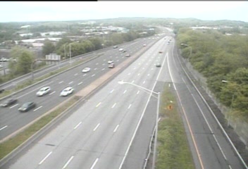 CAM 133 New Haven I-91 NB Exit 8 - N/O Ferry Street (Traffic closest to the camera is traveling NORTH) - Connecticut