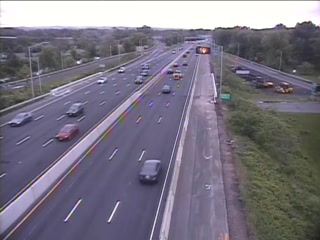 CAM 92 Wethersfield I-91 SB Exit 26 - Great Meadow Rd. (Traffic closest to the camera is traveling SOUTH) - USA