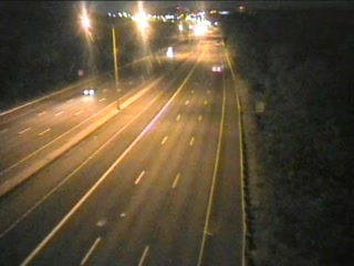 CAM 67 Windsor I-91 SB N/O Exit 38 A/B - Rt. 75 (Poquonock Ave.) (Traffic closest to the camera is traveling SOUTH) - USA