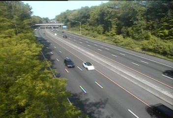 CAM 8 Greenwich I-95 SB S/O Exit 5 - Riverside Ave. (Traffic closest to the camera is traveling SOUTH) - USA