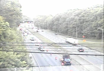 CAM 29 Norwalk I-95 NB Exit 16 - East Ave. (Traffic closest to the camera is traveling NORTH) - Connecticut