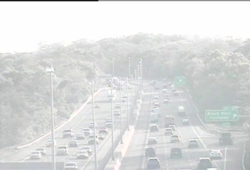 CAM 45 Fairfield I-95 SB N/O Exits 24 - Brentwood Ave. (Traffic closest to the camera is traveling SOUTH) - Connecticut