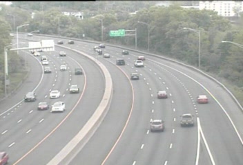CAM 65 Milford I-95 NB Exit 39B - Rt. 1 (Boston Post Rd.) (Traffic closest to the camera is traveling NORTH) - Connecticut