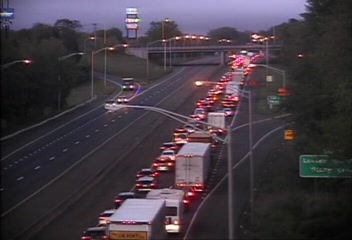 CAM 90 Branford I-95 NB Exit 56 - S/O Leetes Island Rd. (Traffic closest to the camera is traveling NORTH) - USA