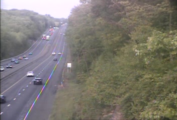 CAM 137 Branford I-95 NB S/O Exit 57 - S/O Granite Rd. (Traffic closest to the camera is traveling NORTH) - USA