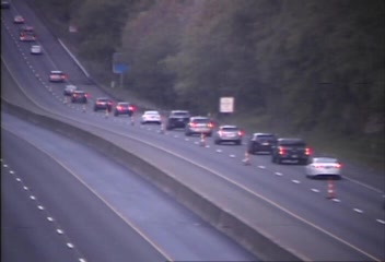CAM 138 Guilford I-95 SB N/O Exit 56 - Granite Rd. (Traffic closest to the camera is traveling SOUTH) - Connecticut