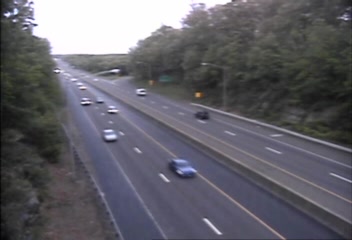 CAM 140 Guilford I-95 SB S/O Exit 57 - S/O Rt. 1 (Boston Post Rd.) (Traffic closest to the camera is traveling SOUTH) - Connecticut