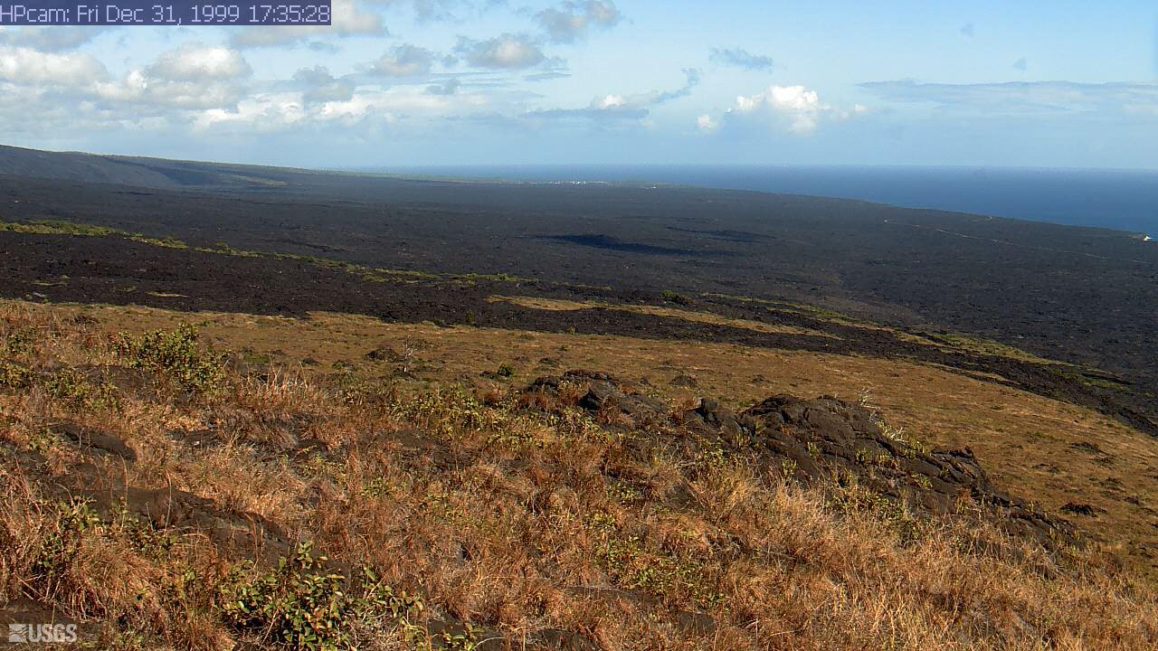 Kīlauea Volcano - East Rift Zone, [HPcam] Lava Flow 61G from Holei Pali - USA