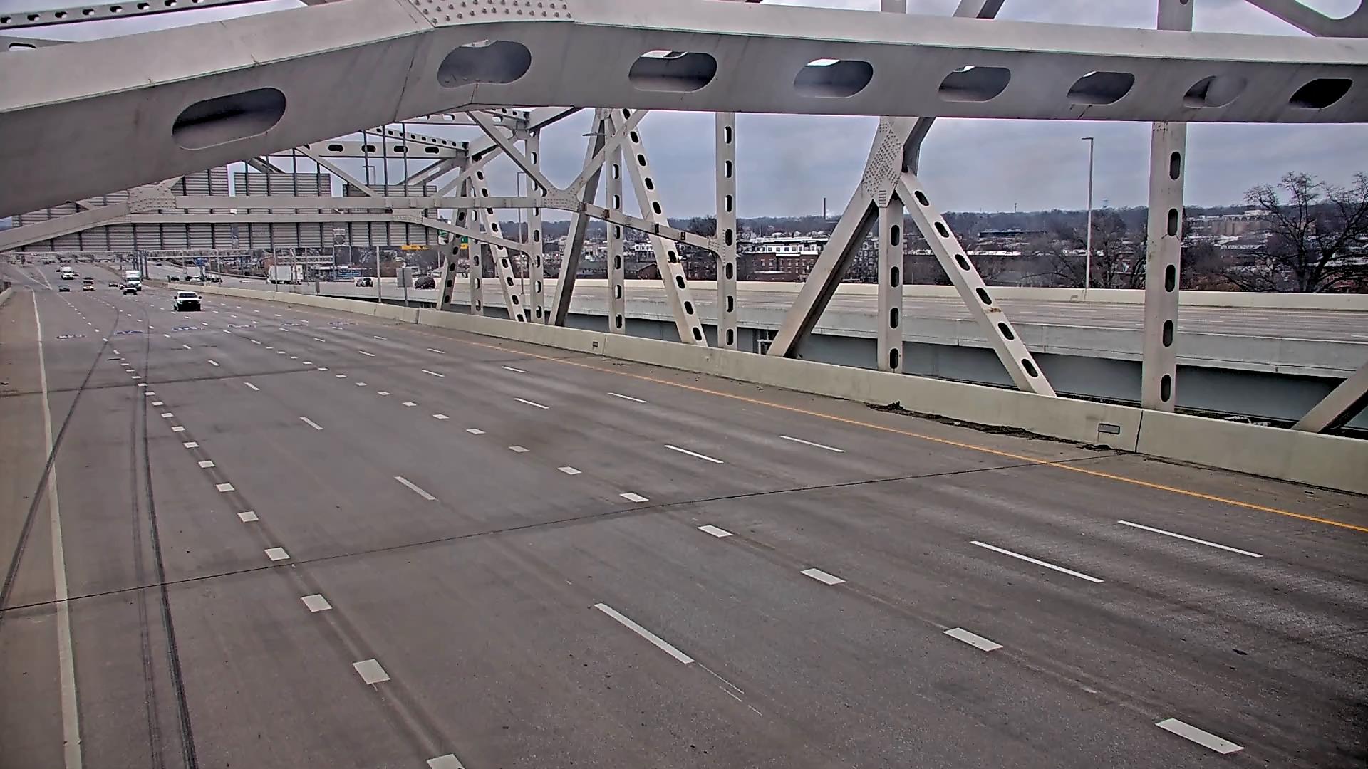 I-65 on the Kennedy Bridge at MP 137 (South)  (357)  - USA