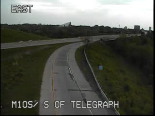M-10 @ I-696 -Traffic closest to camera is traveling South (132) - USA