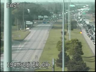 I-94 @ Outer Dr-Traffic closest to camera is traveling East (1010) - USA