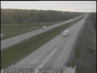 I-94 @ Gratiot-Traffic closest to camera is traveling east (1154) - USA