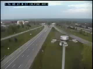 I-96 @ M-37-Traffic closest to camera is traveling west (2155) - USA