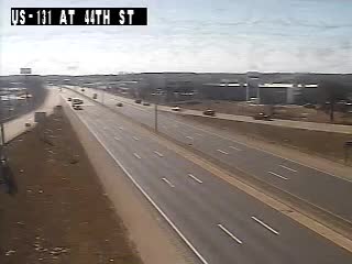 US-131 @ 44th St-Traffic closest to camera is traveling north (2143) - USA