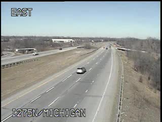 I-275 @ Michigan-Traffic closest to camera is traveling north (2315) - USA
