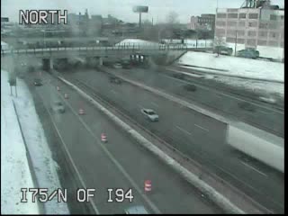 I-75 @ N of I-94-Traffic closest to camera is traveling south (2435) - USA