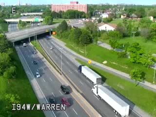I-94 @ Warren Ave-Traffic closest to camera is traveling west (2455) - USA