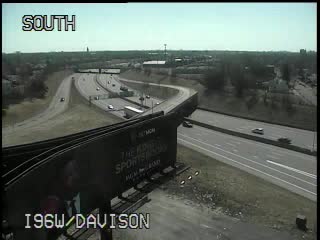 I-96 @ Davison-Traffic closest to camera is traveling east (2493) - USA