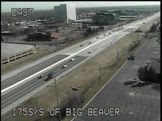 I-75 @ S of Big Beaver-Traffic closest to camera is traveling south (2418) - USA