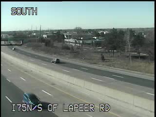 I-75 @ S of Lapeer Rd-Traffic closest to camera is traveling north (2552) - USA