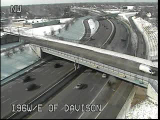 I-96 @ E of Davison-Traffic closest to camera is traveling west (2524) - USA