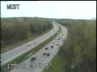 I-75 @ N of M15-Traffic closest to camera is traveling north (2565) - USA