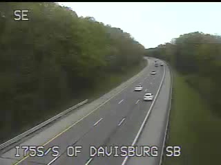 I-75 @ S of Davisburg SB-Traffic closest to camera is traveling south (2569) - USA