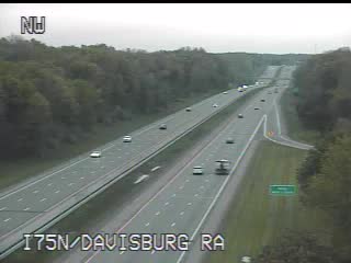 I-75 @ Davisburg RA-Traffic closest to camera is traveling north (2570) - USA