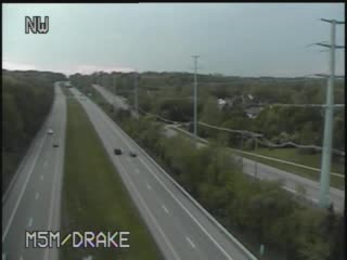 M-5 @ Drake-Traffic closest to camera is traveling east (2586) - USA
