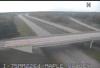 I-75 @ Maple-Traffic closest to camera is traveling south (2250) - USA