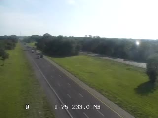 CCTV I-75 233.0 NB - Northbound - 932 - 12 - Florida