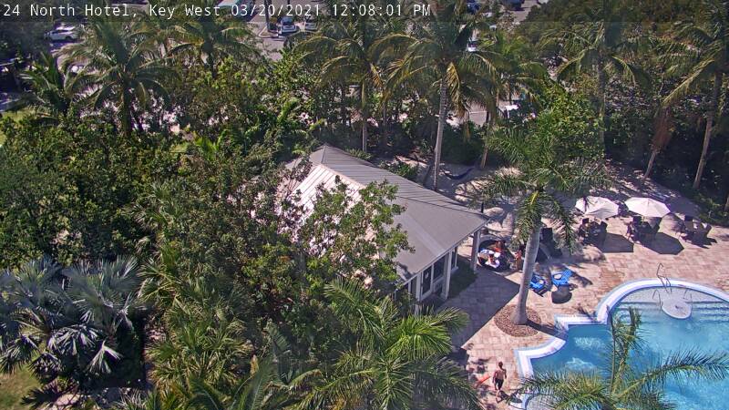 24 North Hotel: Sunset Green Event Lawn Cam - Florida Keys (fla-keys.com) - USA