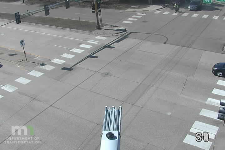 T.H.51 NB @ Roselawn Ave - T.H.51 NB @ Roselawn Ave - in Falcon Heights - Minnesota