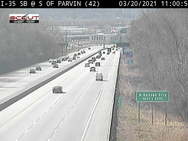 I35 S @ SOUTH OF PARVIN RD (S) - Missouri