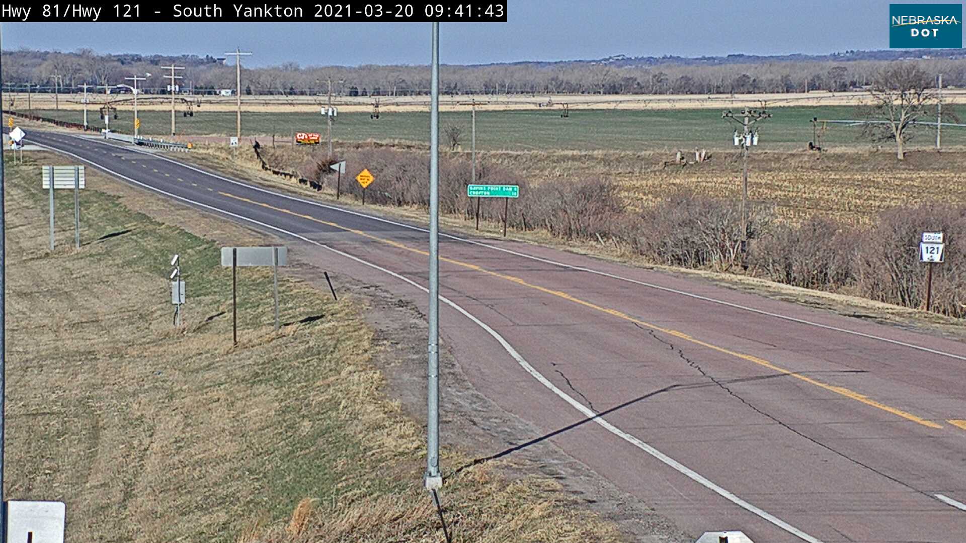 So Yankton - 121 looking west - US 81 - USA