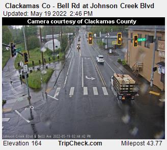 Clackamas Co - Bell Rd at Johnson Creek Blvd (672) - Oregon