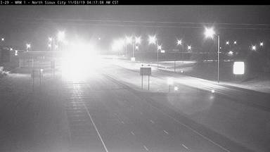 North Sioux City - 2 miles north of town along I-29 @ MP 2 - Camera Looking South - USA