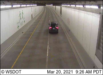 SR 99 at MP 30.9: NB Tunnel, South end - USA