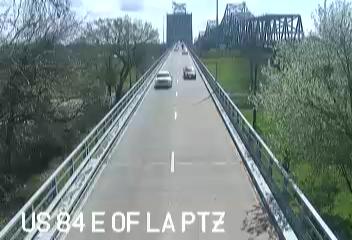 US 84 E of Louisiana PTZ - US 84 East to Natchez Bridge (E - 120107) - USA